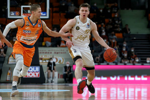 依然渴望回 依然渴望回