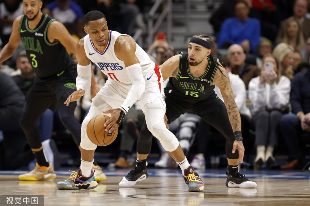 在社交媒体 在社交媒体